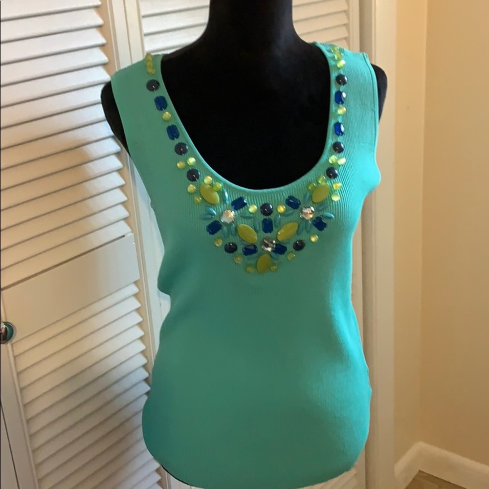 Women’s tops